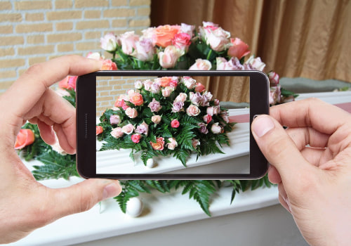 The Etiquette of Announcing a Funeral: Honoring Your Loved Ones Online